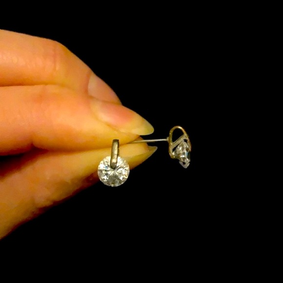 💎 Stud earring bundle 💎 - Picture 3 of 5